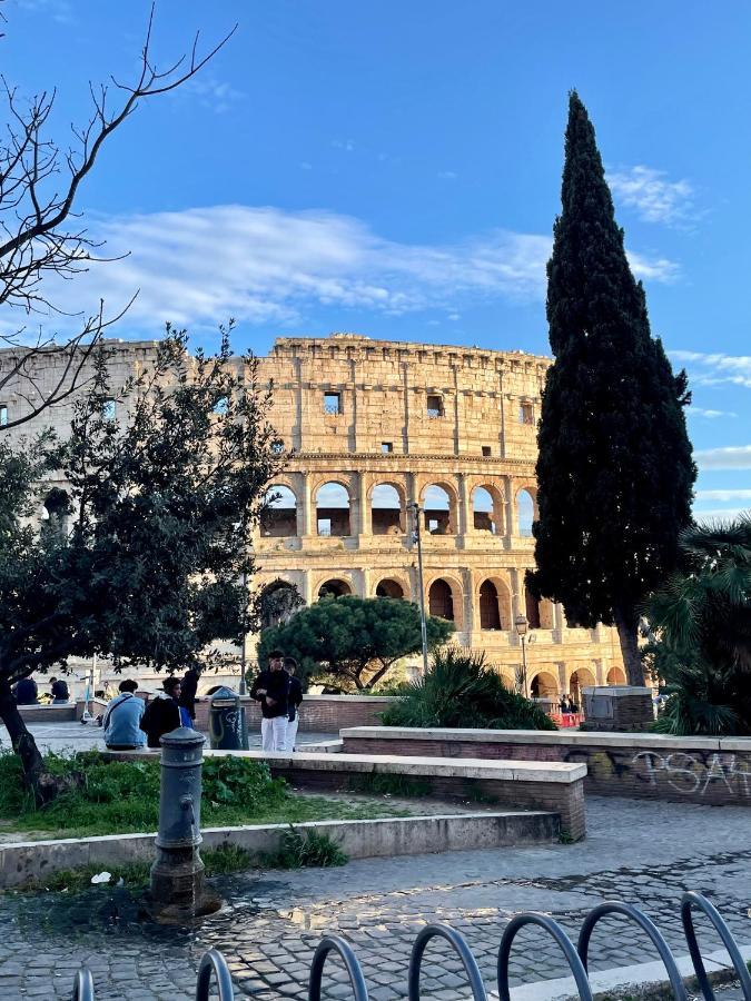 Martina Al Colosseo Рим Экстерьер фото