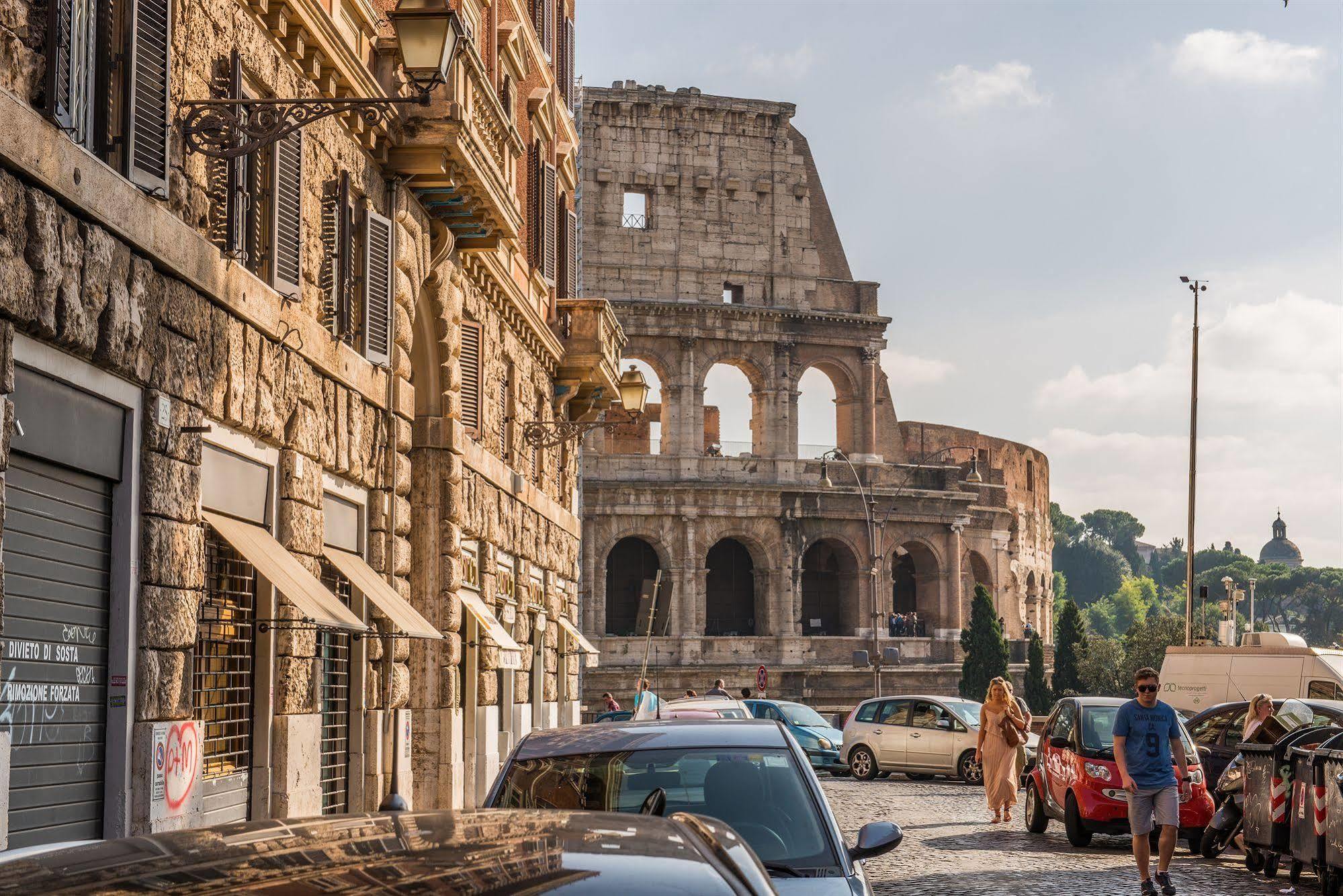 Martina Al Colosseo Рим Экстерьер фото